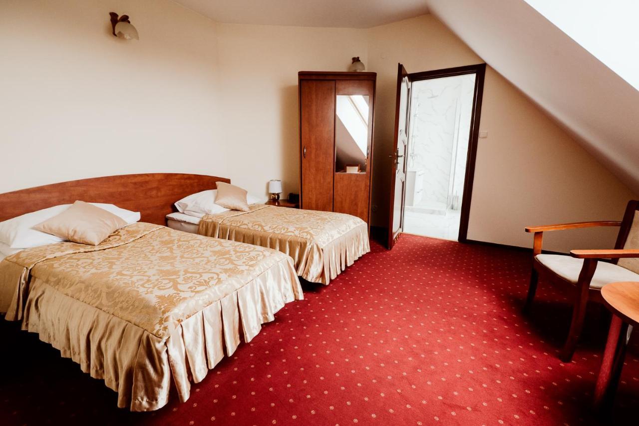 Hotel Groman Sekocin Exterior photo